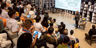 Öffentlicher Vortrag von Dr. Wolfgang Scholz (RER) an der Fakultät für Architektur der Chulalongkorn Universität, Bangkok