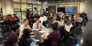 Studentischer Workshop mit F04 der Fakultaet Raumplanung und Architekturstudenten der Universität San Toma, Manila